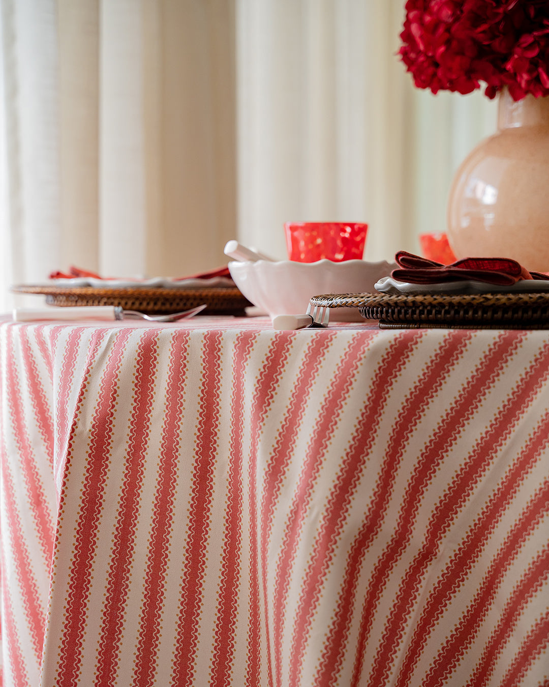 Atlântica Red Printed Tablecloth in 100% Cotton