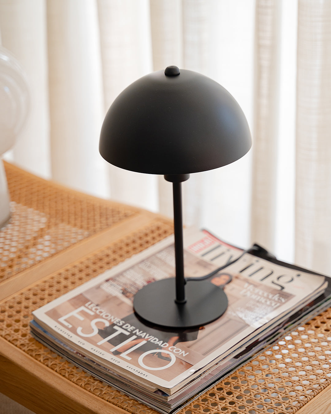 Sky Matt Black Metal Table Lamp