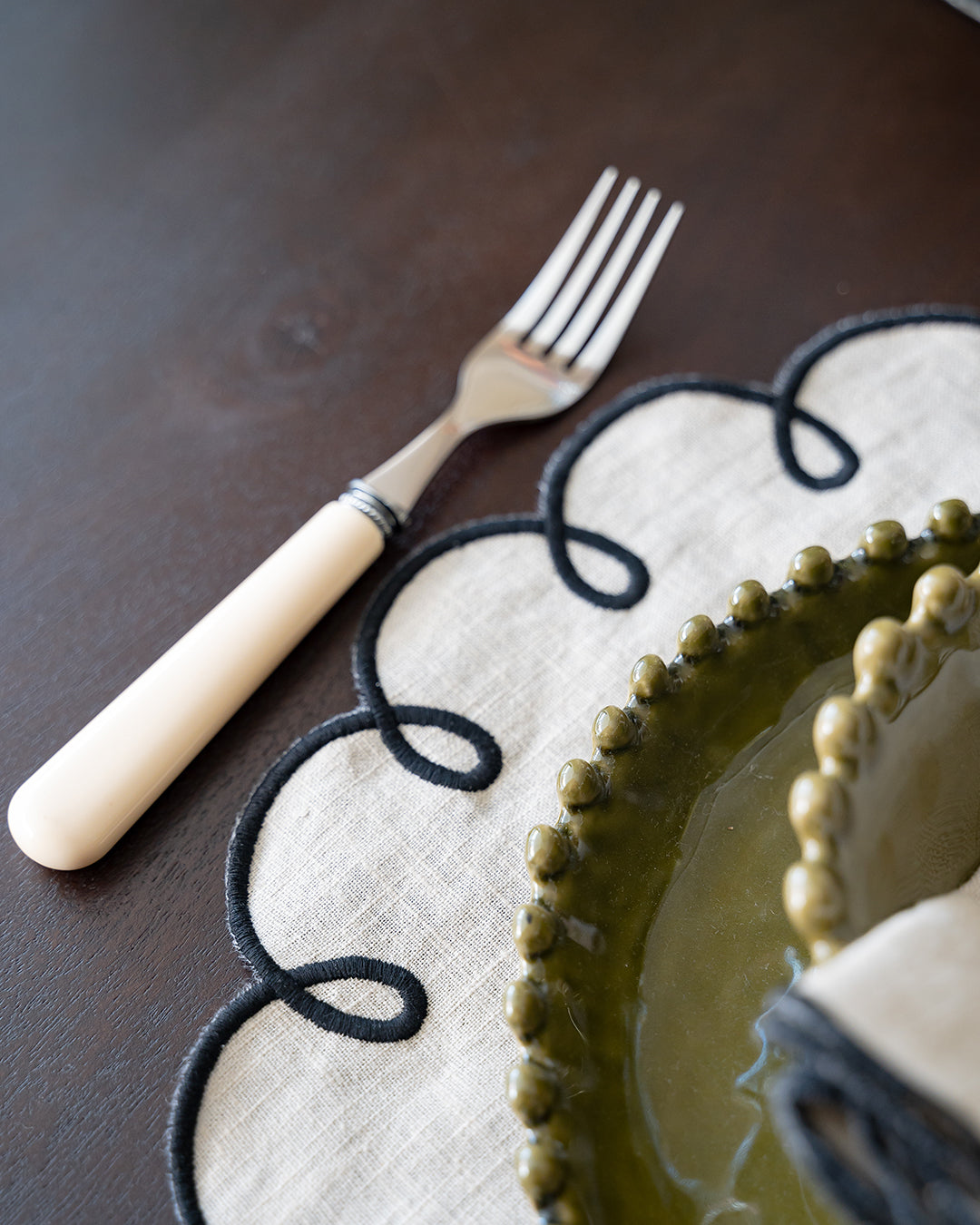 Lisbon Placemat, Beige and Black