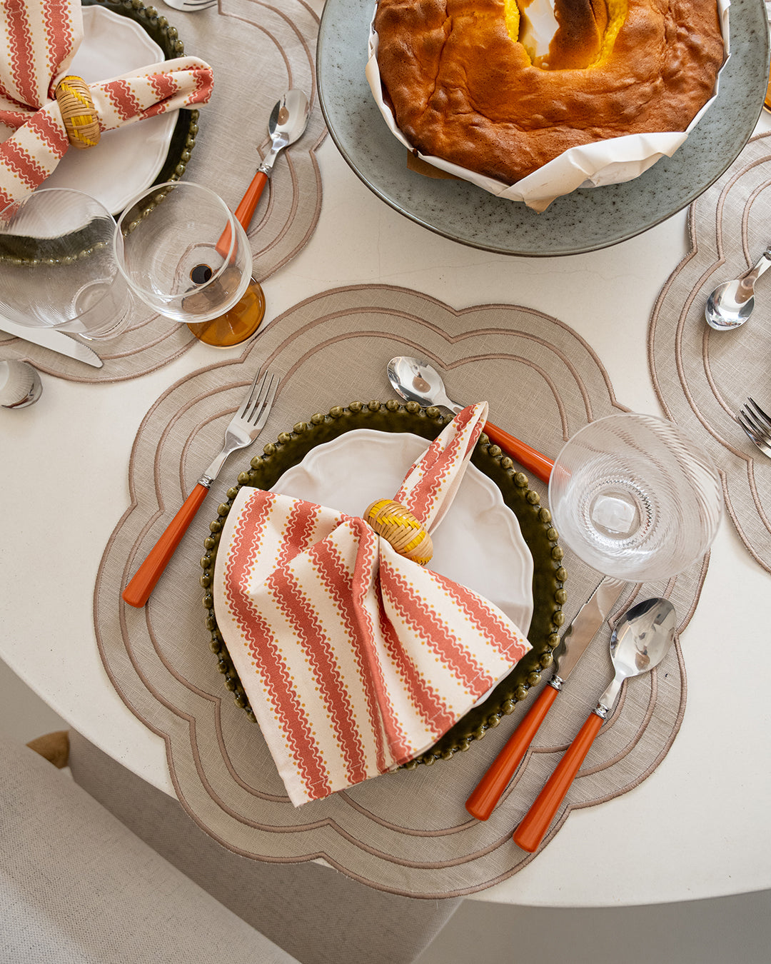 Placemat Flora, Beige with Beige