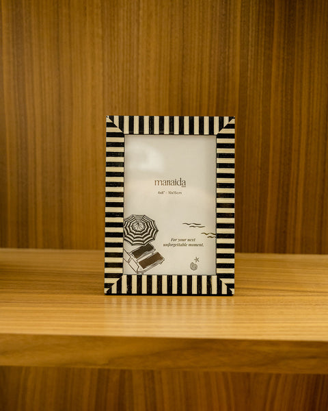 Segreto Black Stripe and Pearl Photo Frame