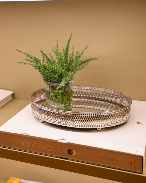 Oval Silver-Plated Mirrored Tray, 29 x 19 cm
