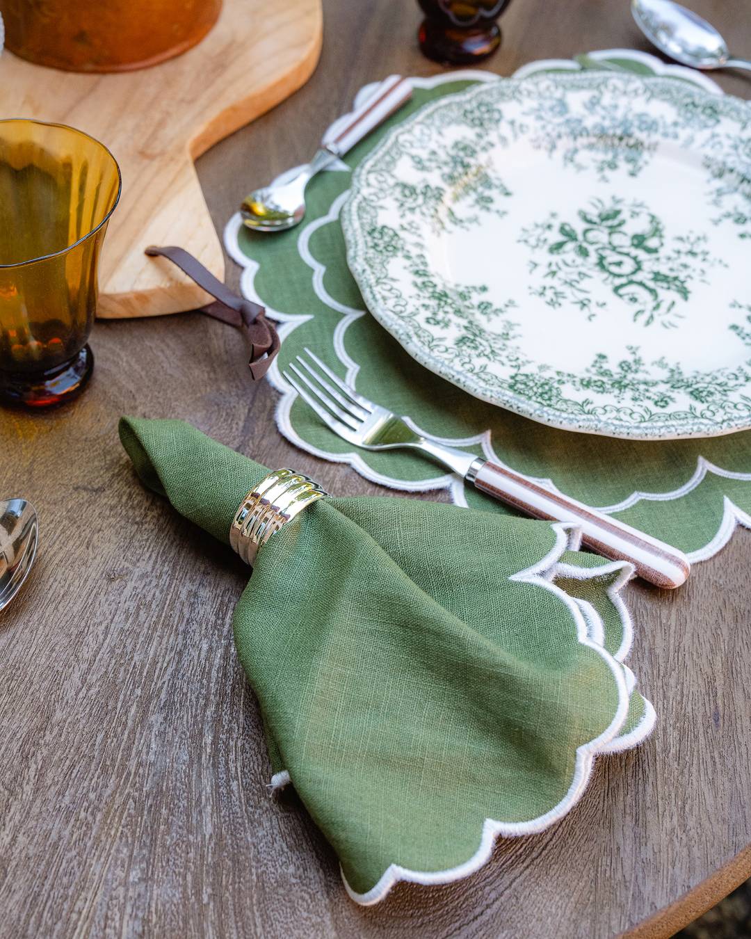 Íris Napkin, Green and White