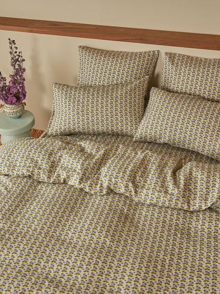 Petit Madeline Blue Linen Quilt Cover