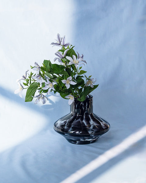 Dam Vase