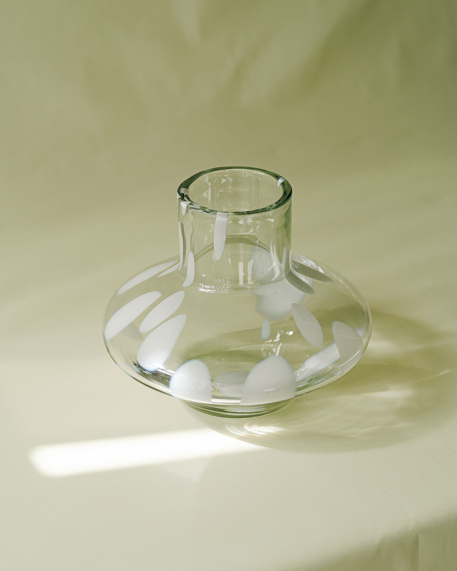 Dam Vase