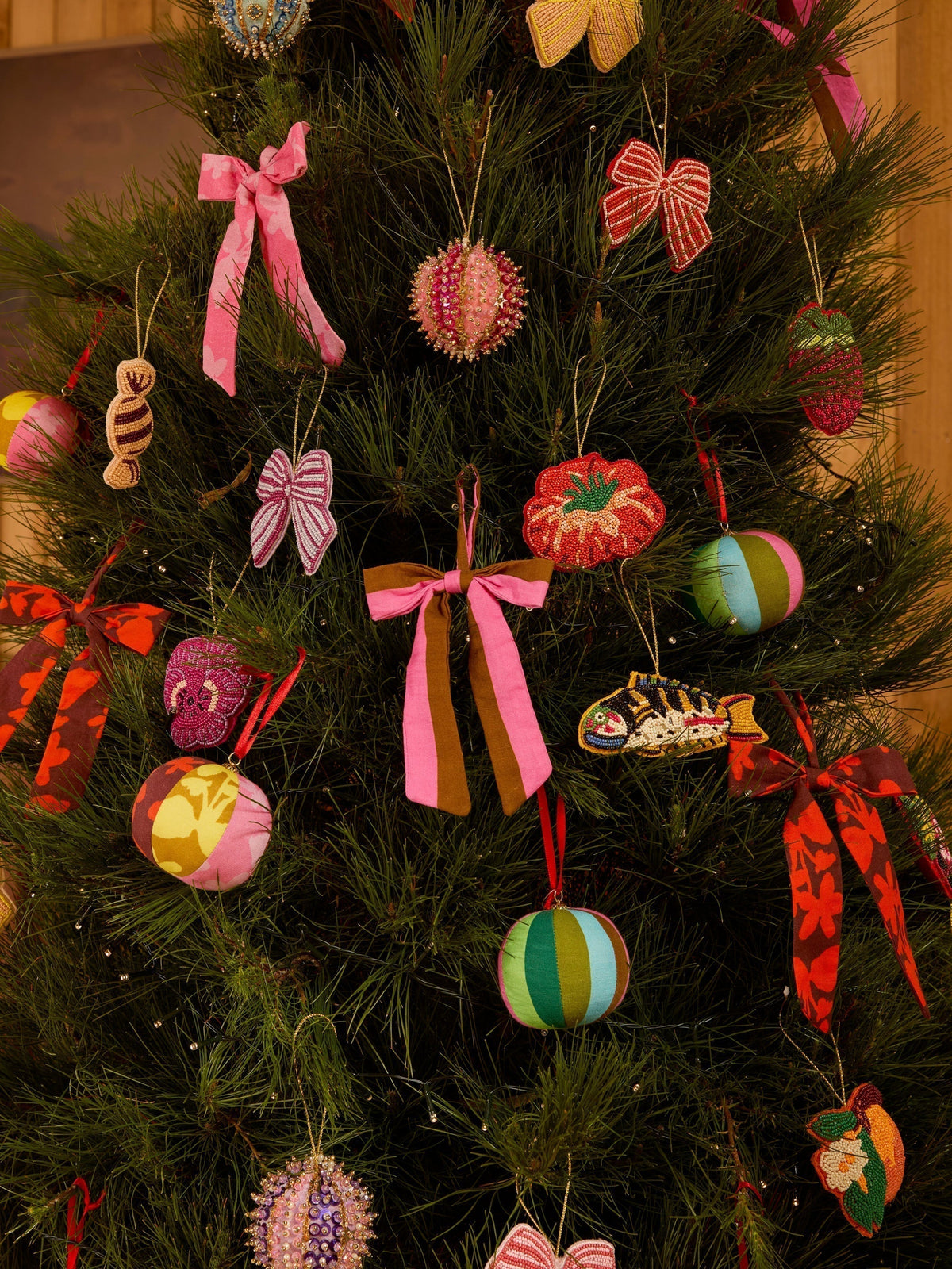 Heirloom Tomato Beaded Christmas Decoration