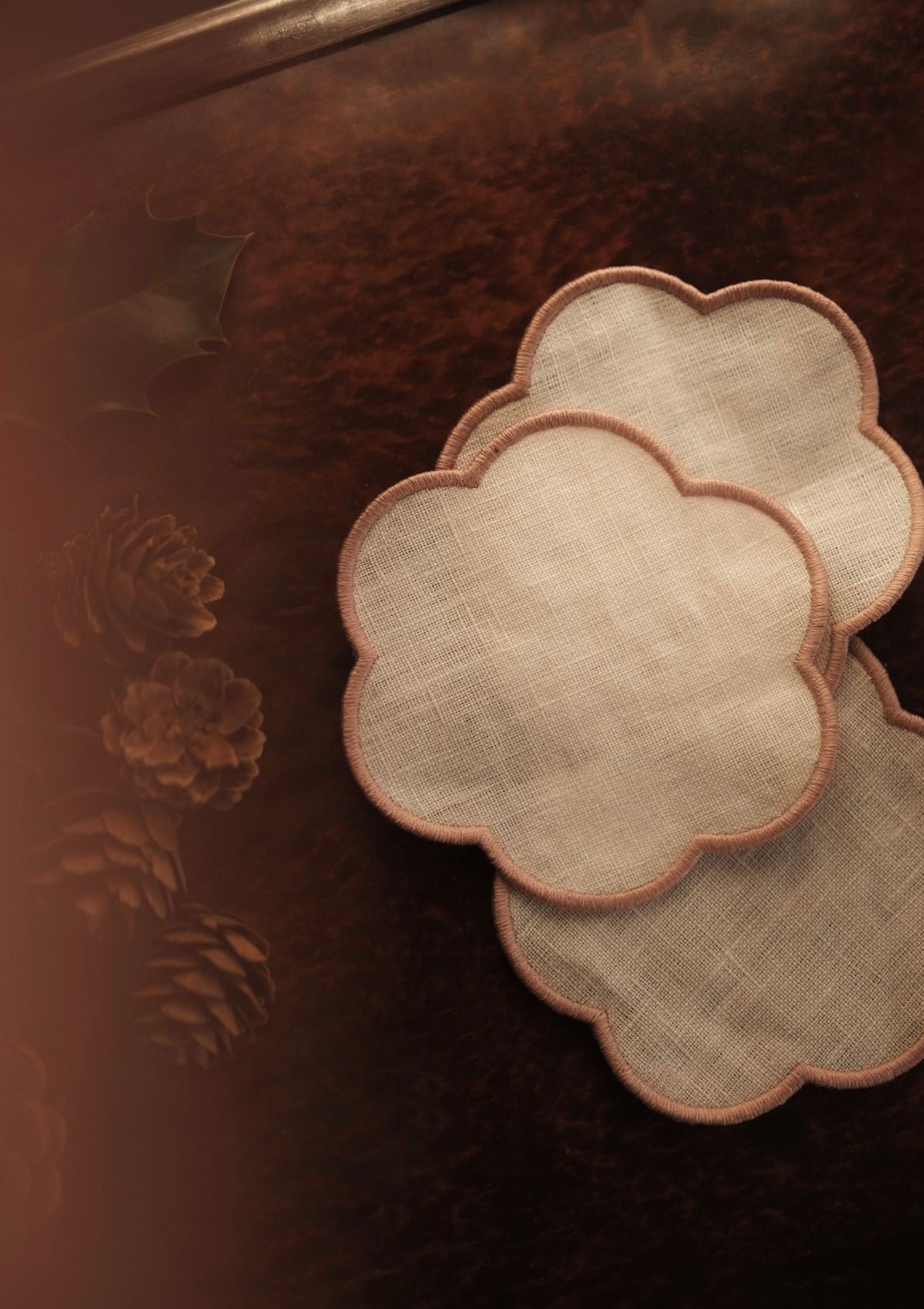 Scalloped Linen Coasters in Ivory & Powder Pink (Set of 4)