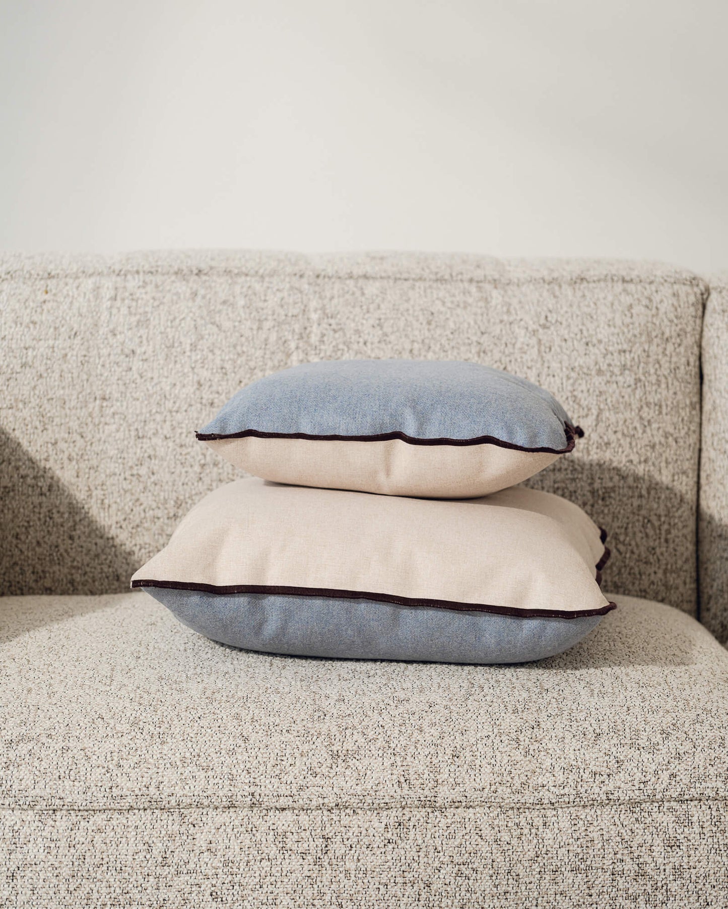Dvu Cushion Cover - 50 x 50 cm