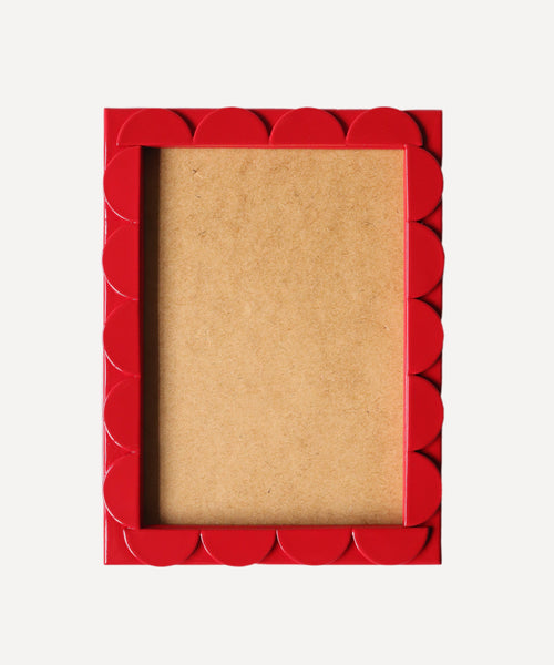 Crimson Lacquered Scallop Frame