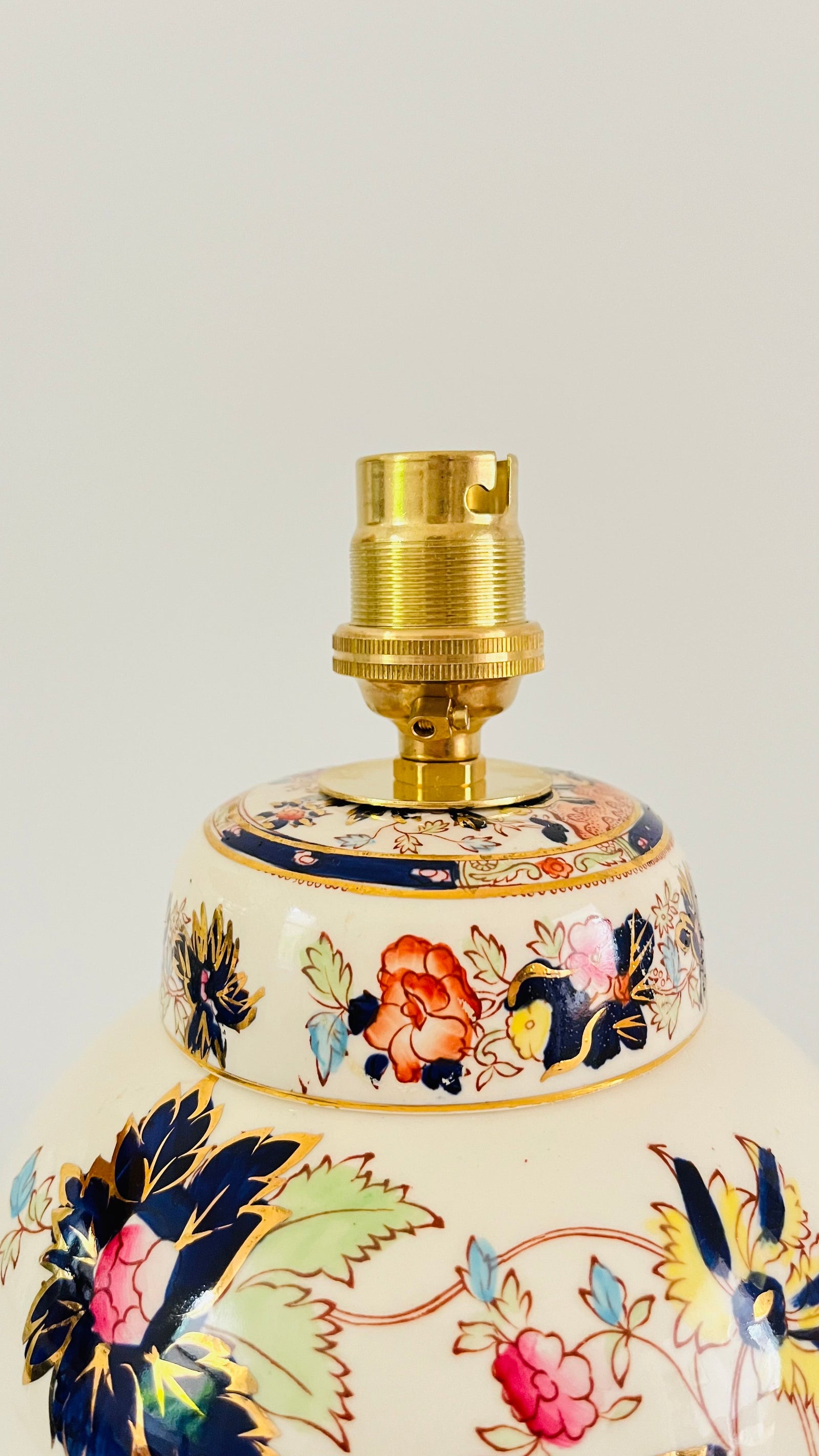 Antique Mason’s Mandarin Lamp