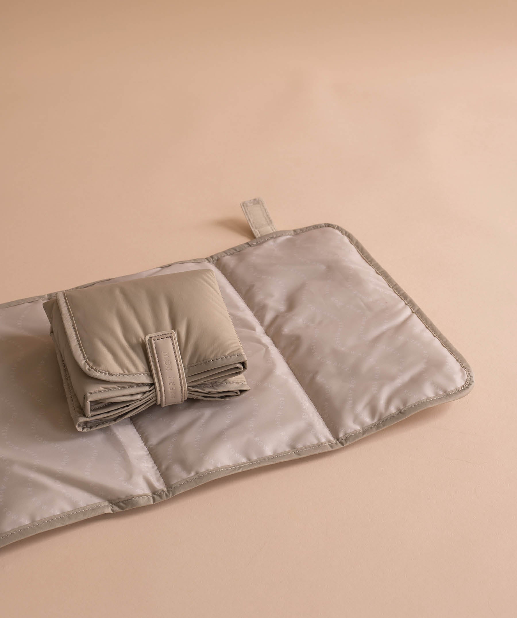 Baby Changing Tote Bag - Oyster