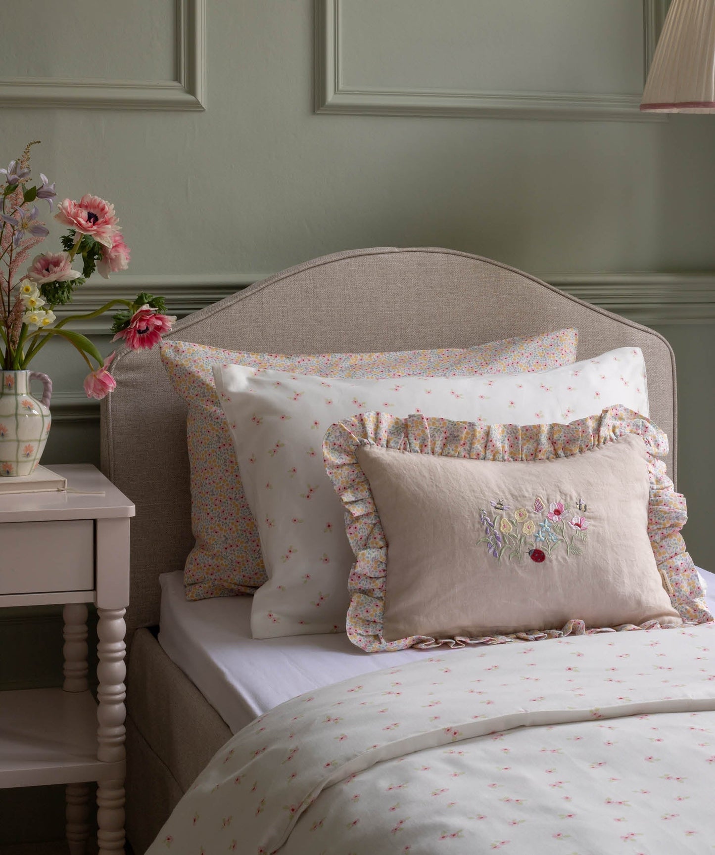 Rectangle Linen Frill Cushion - Wildflower Garden