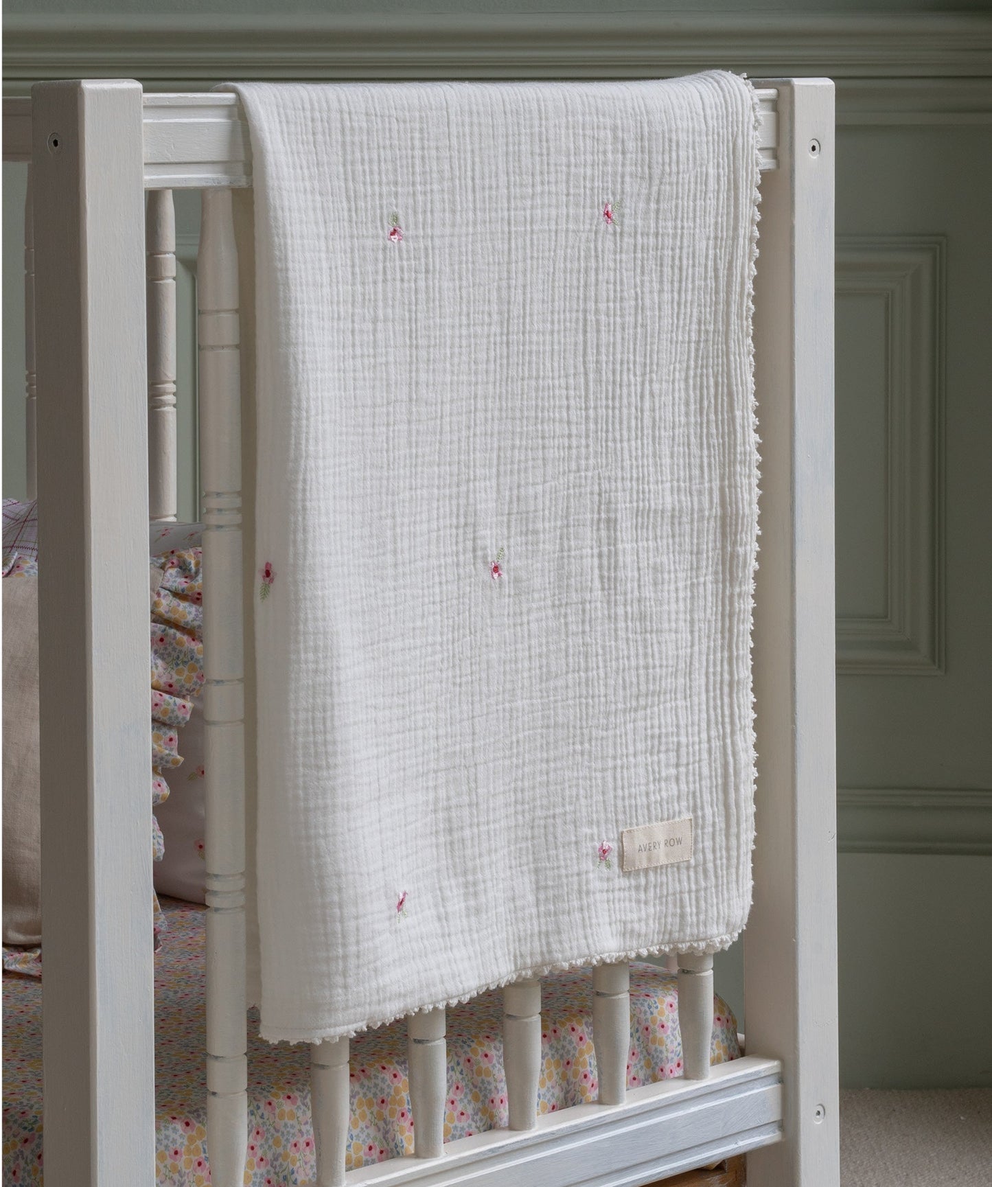 Embroidered Muslin Blanket - Anemone