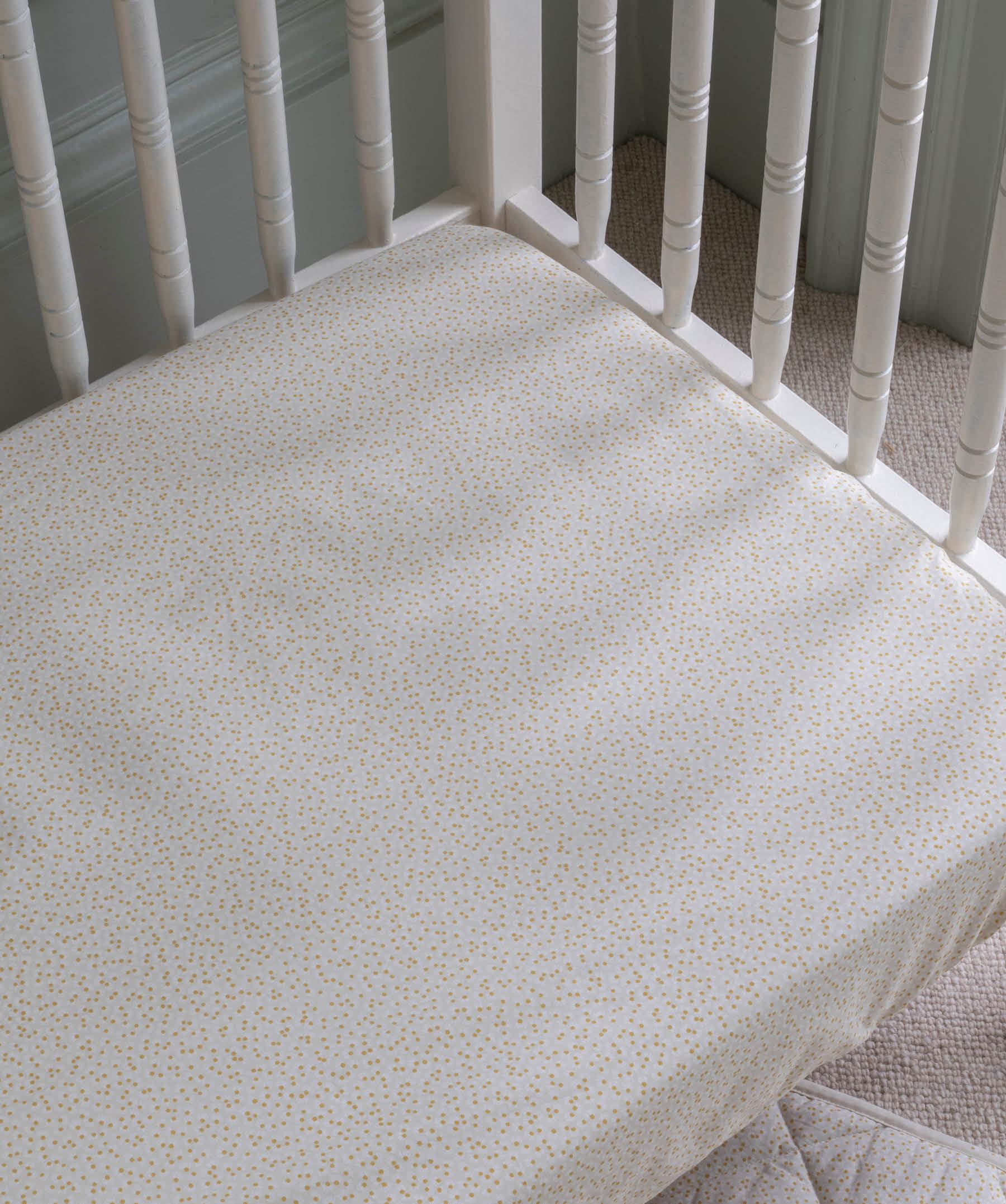 Organic Cotbed Fitted Sheet - Daisy Meadow