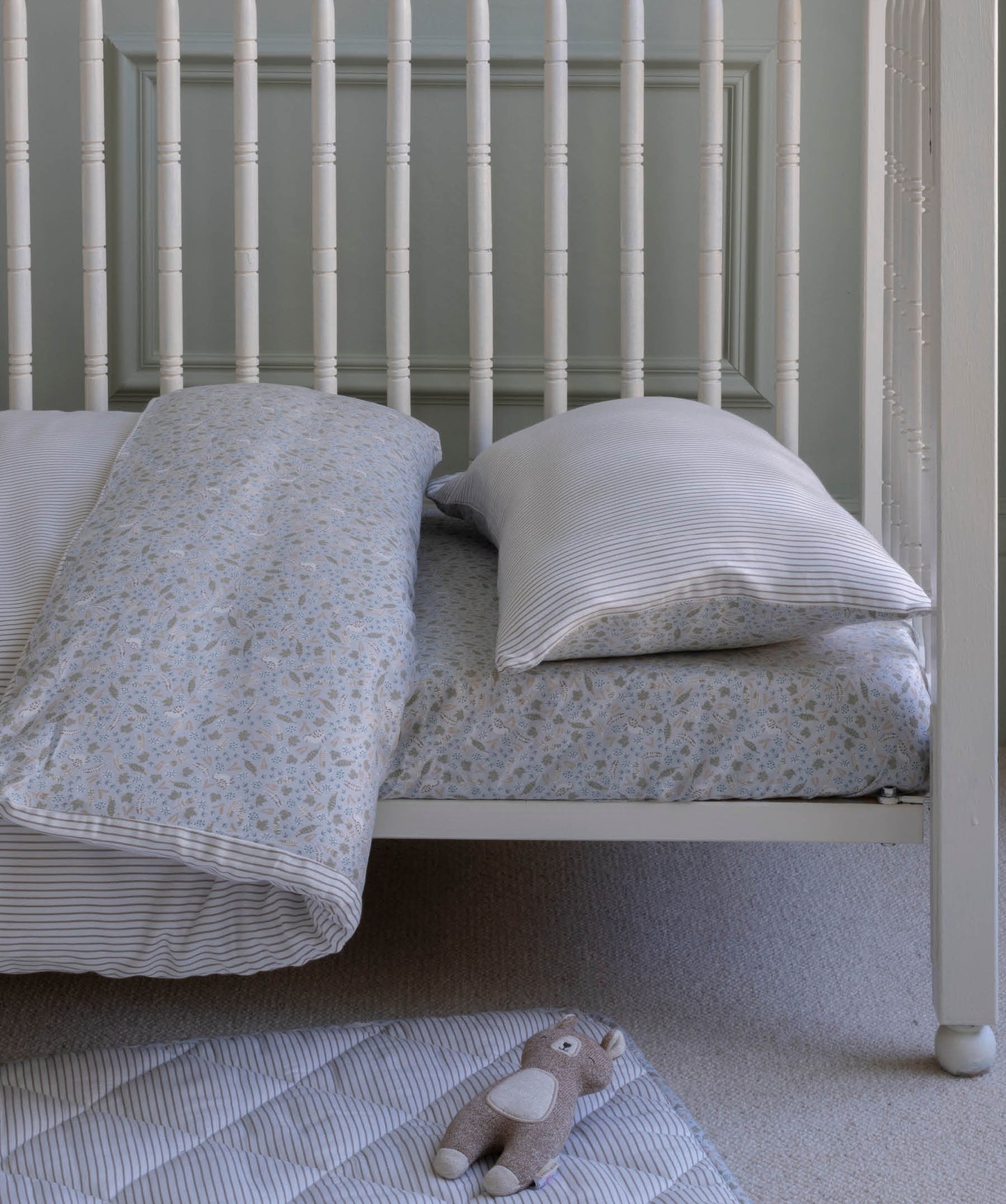 Organic Cotbed Fitted Sheet - Nature Trail
