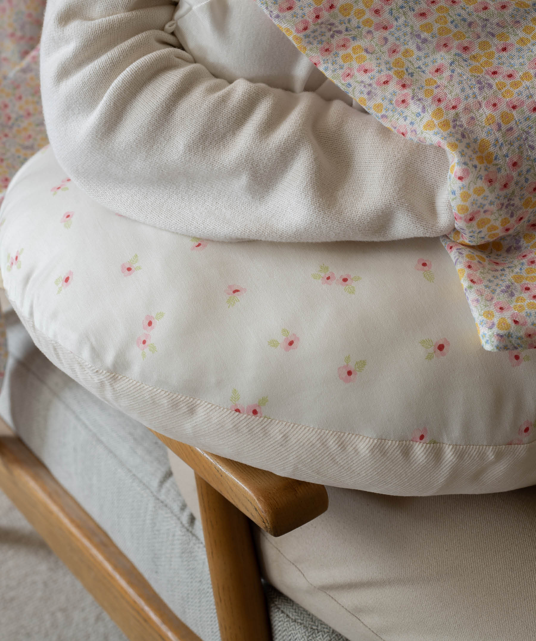 Nursing Pillow - Anemone