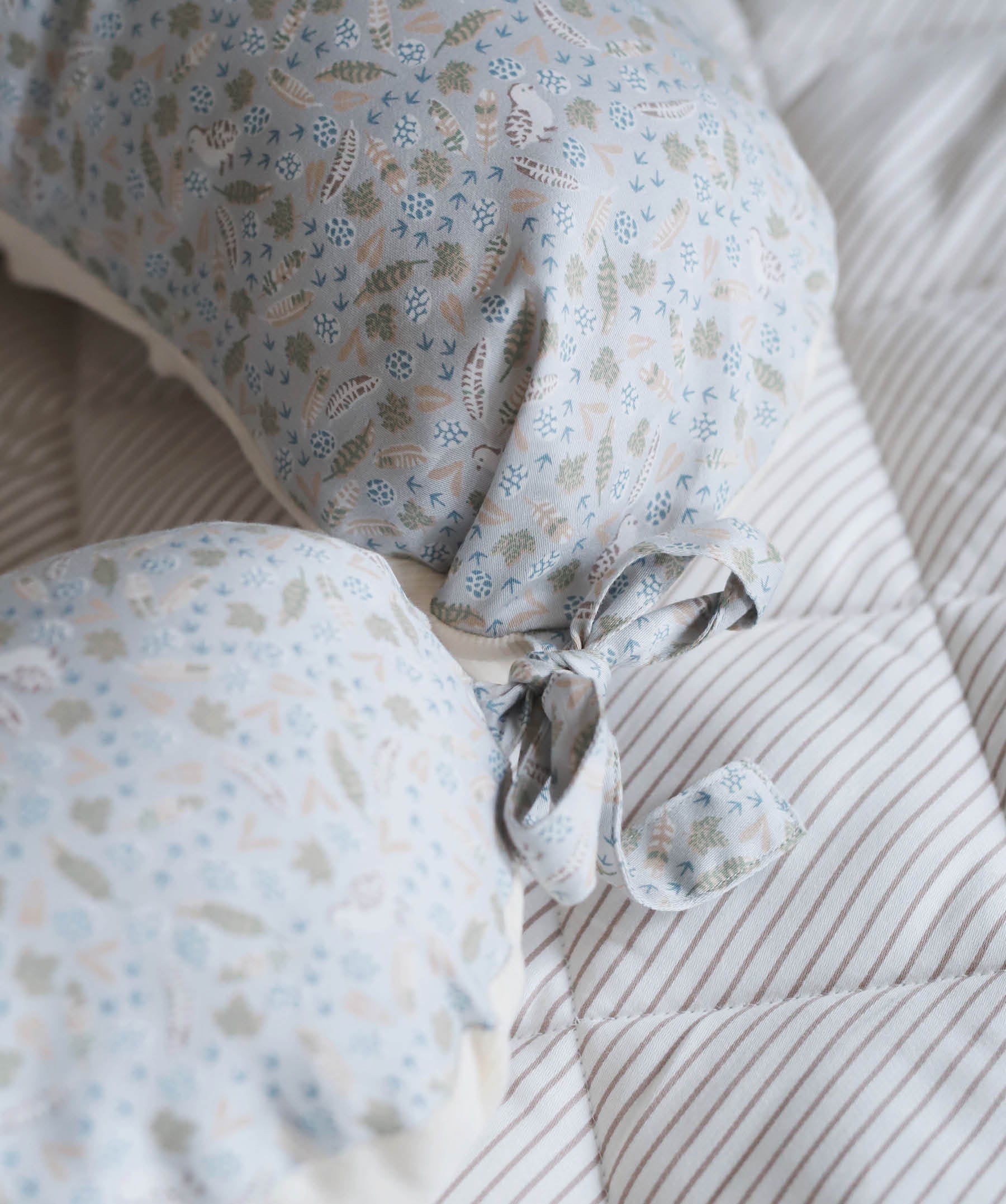 Nursing Pillow - Nature Trail