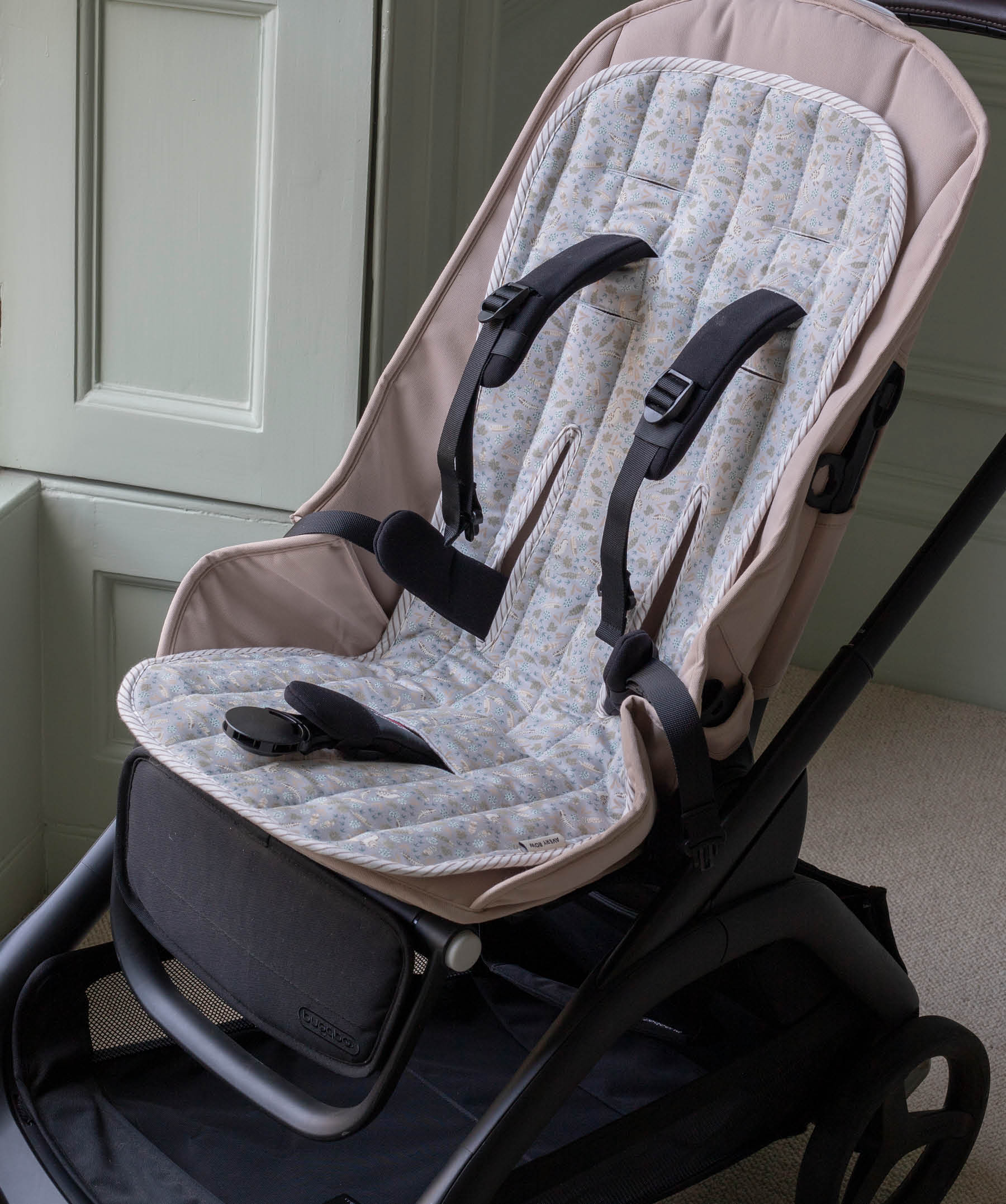 Pram Liner - Nature Trail / Stripe