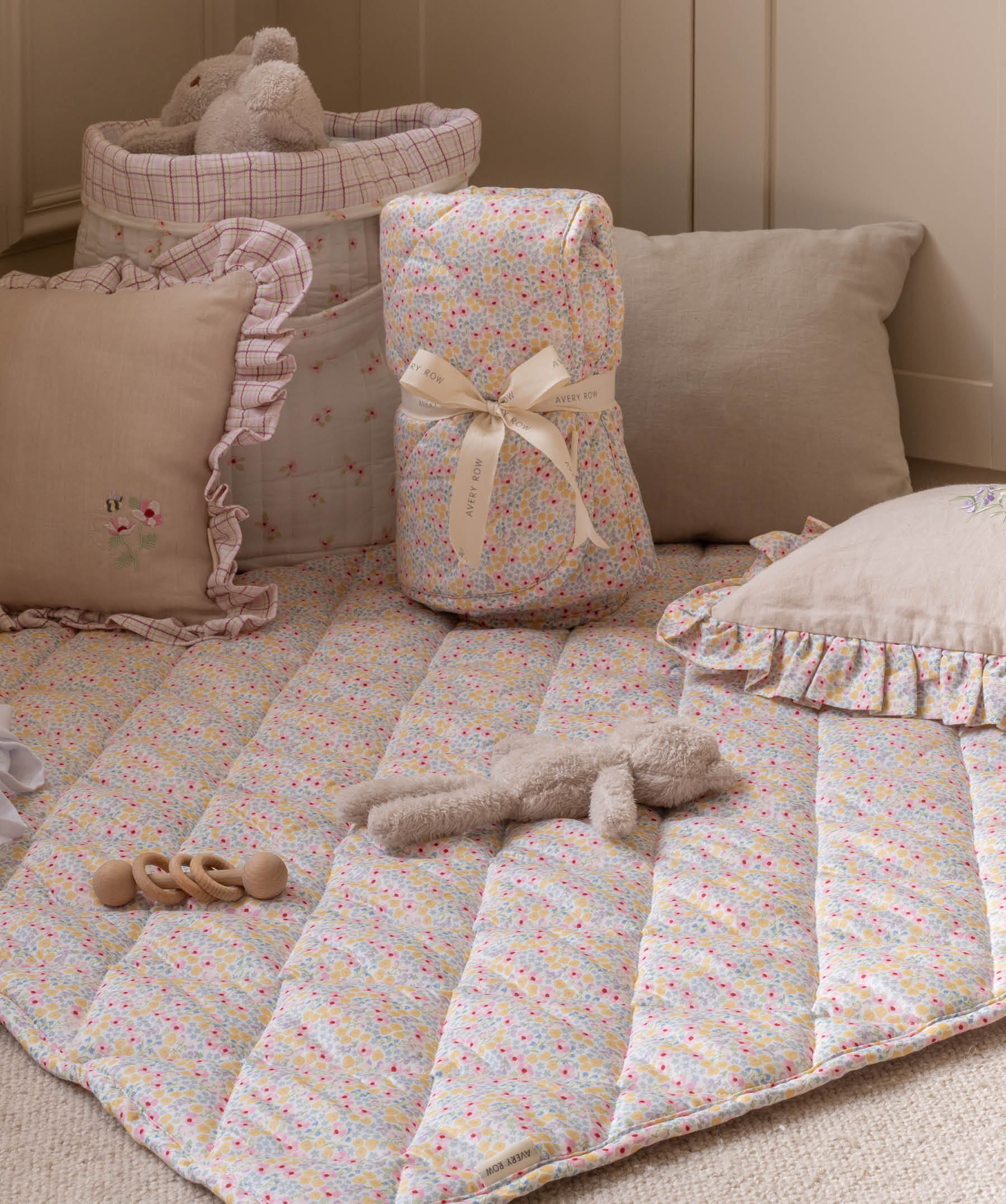 Stay & Play Mat - Wildflower Garden