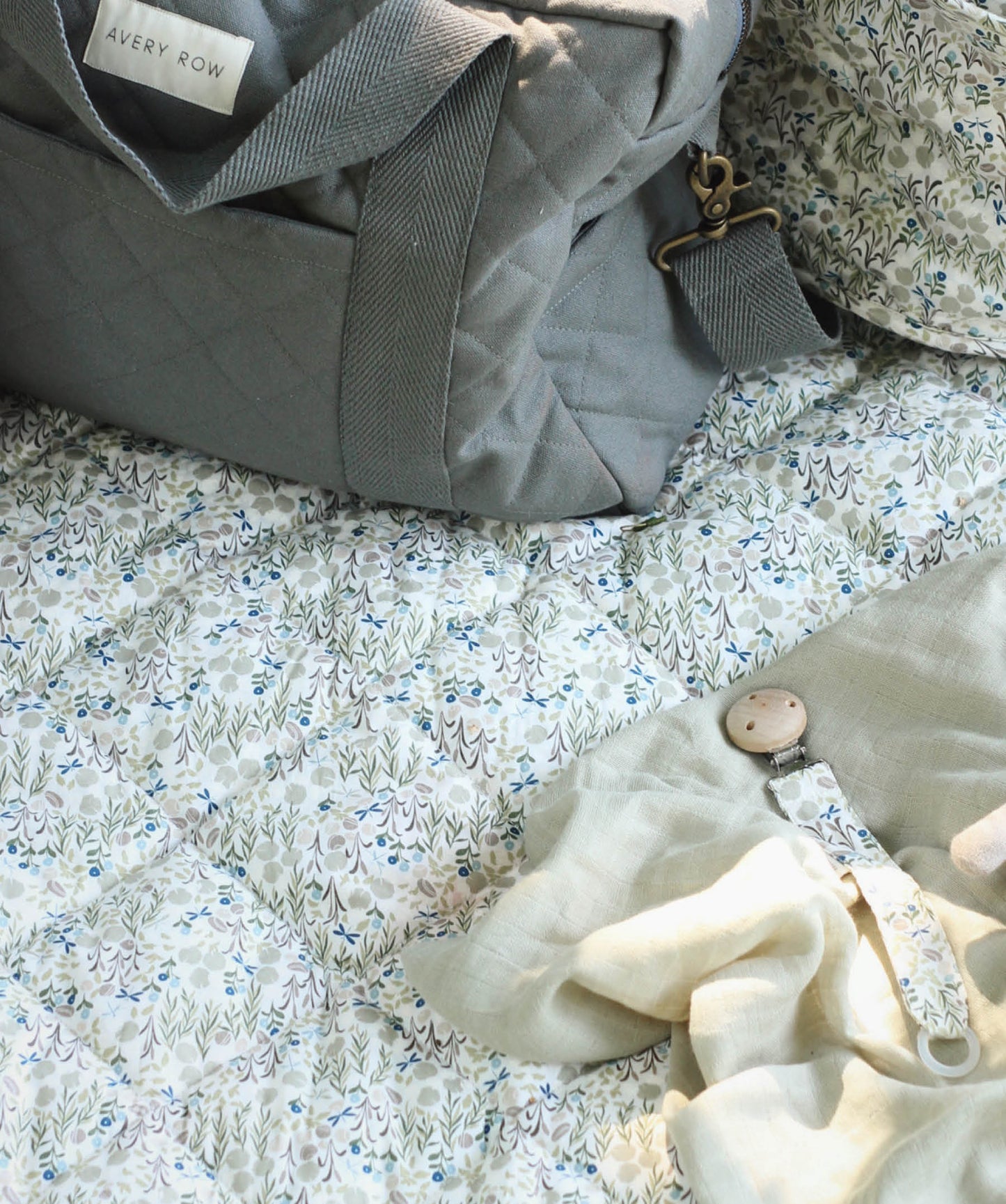 Stay & Play Mat - Riverbank