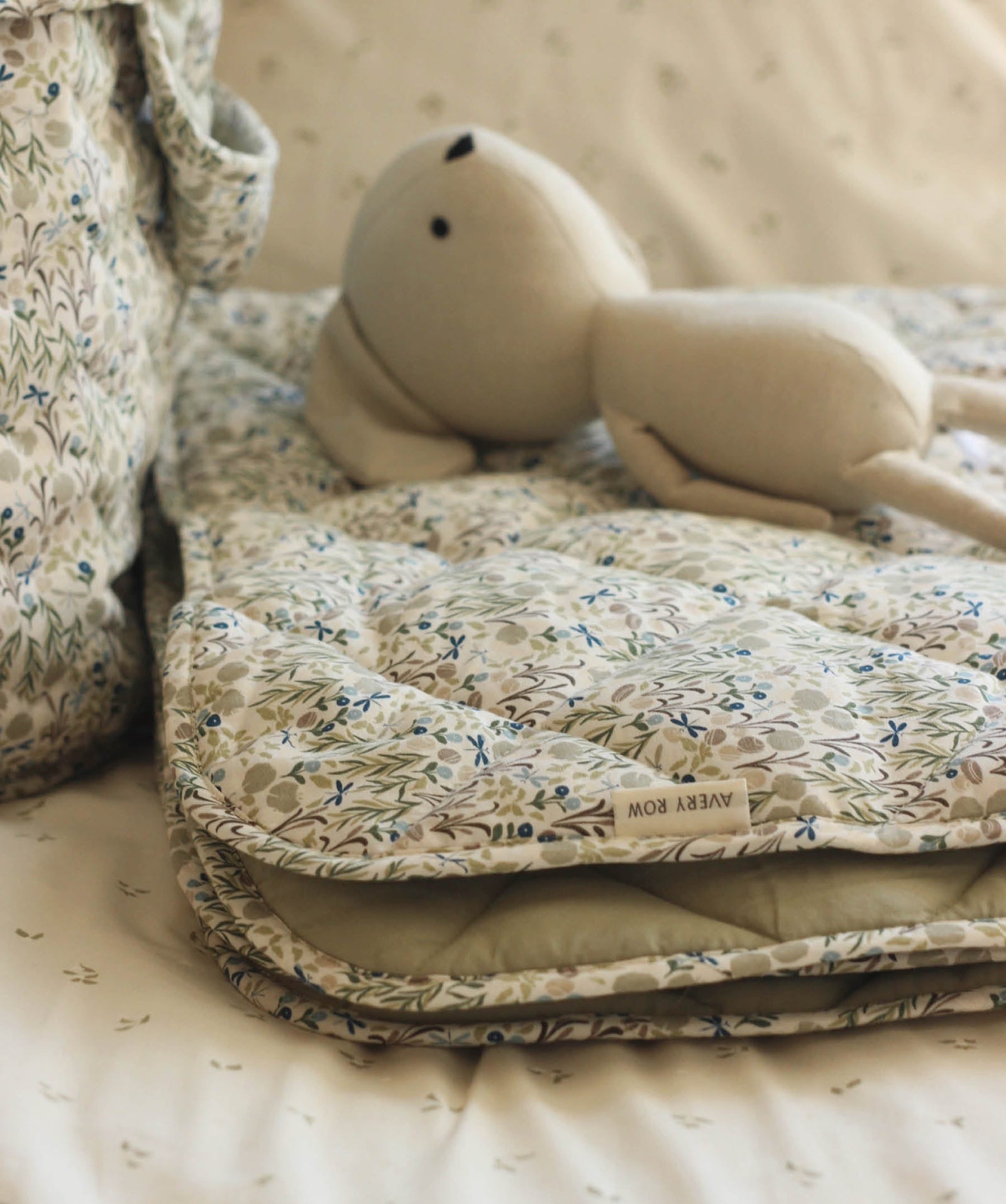 Stay & Play Mat - Riverbank
