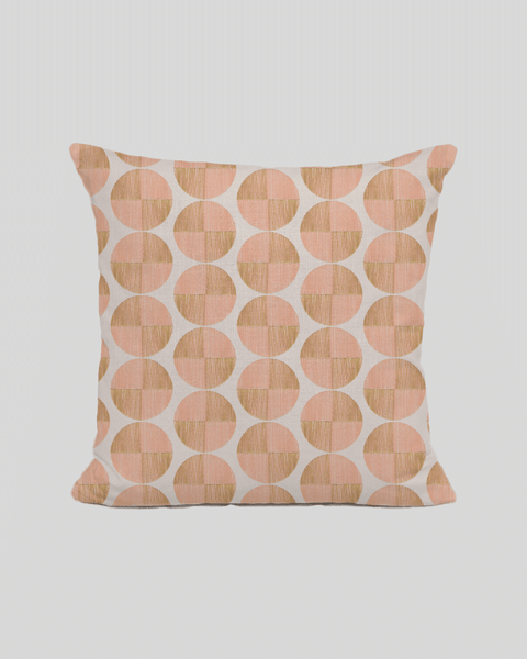 Elysia-cushioncover-peach