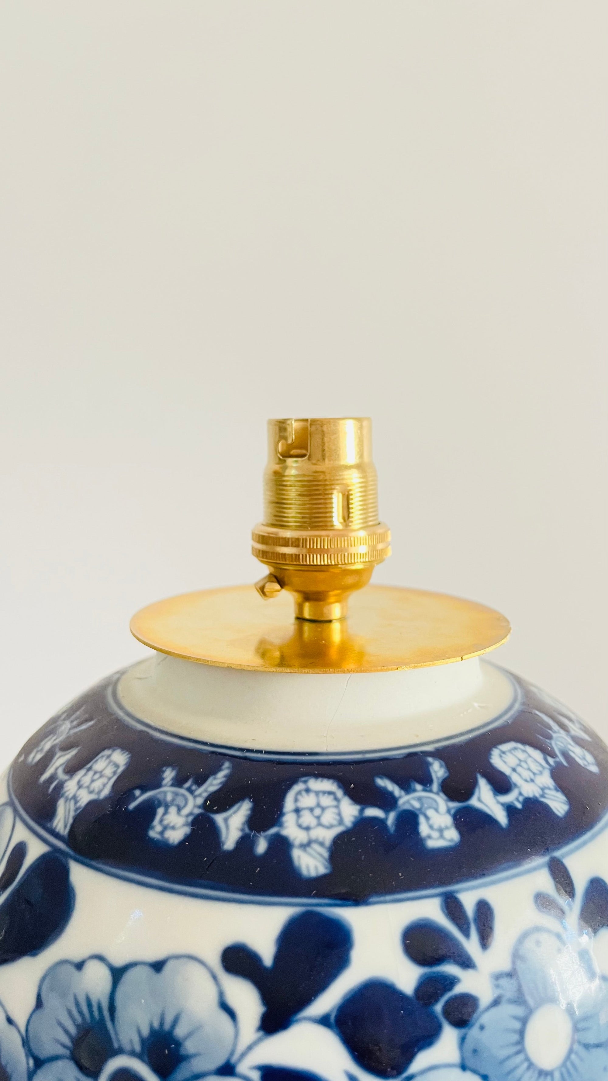 Antique Flower Lamp