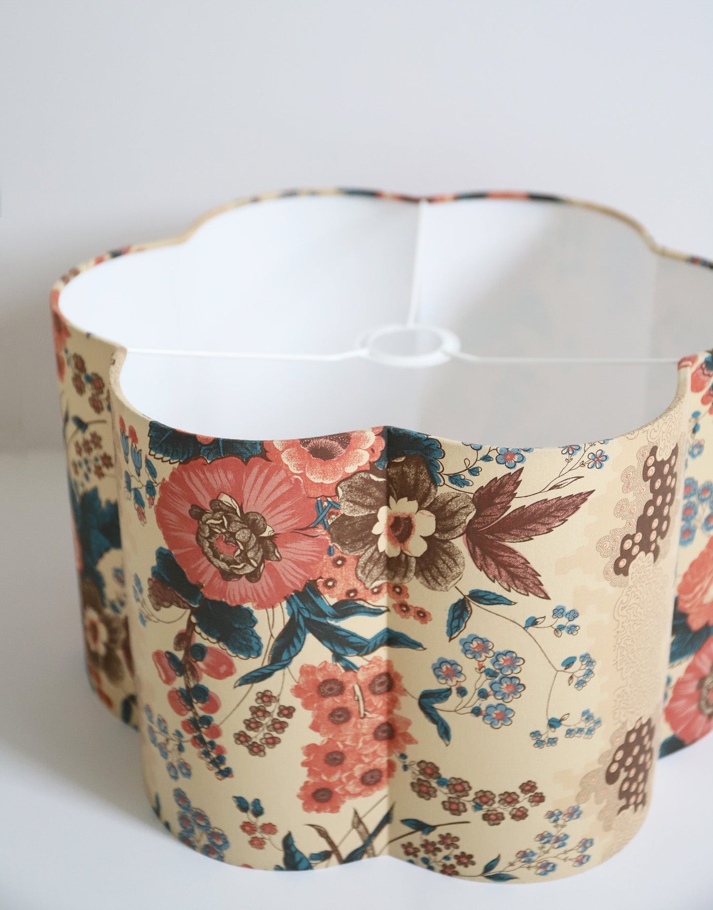 Flora Flower-Shaped Lampshade "Isabelle"