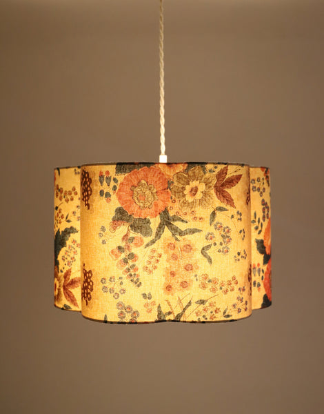 Flora Flower-Shaped Pendant Light "Isabelle"