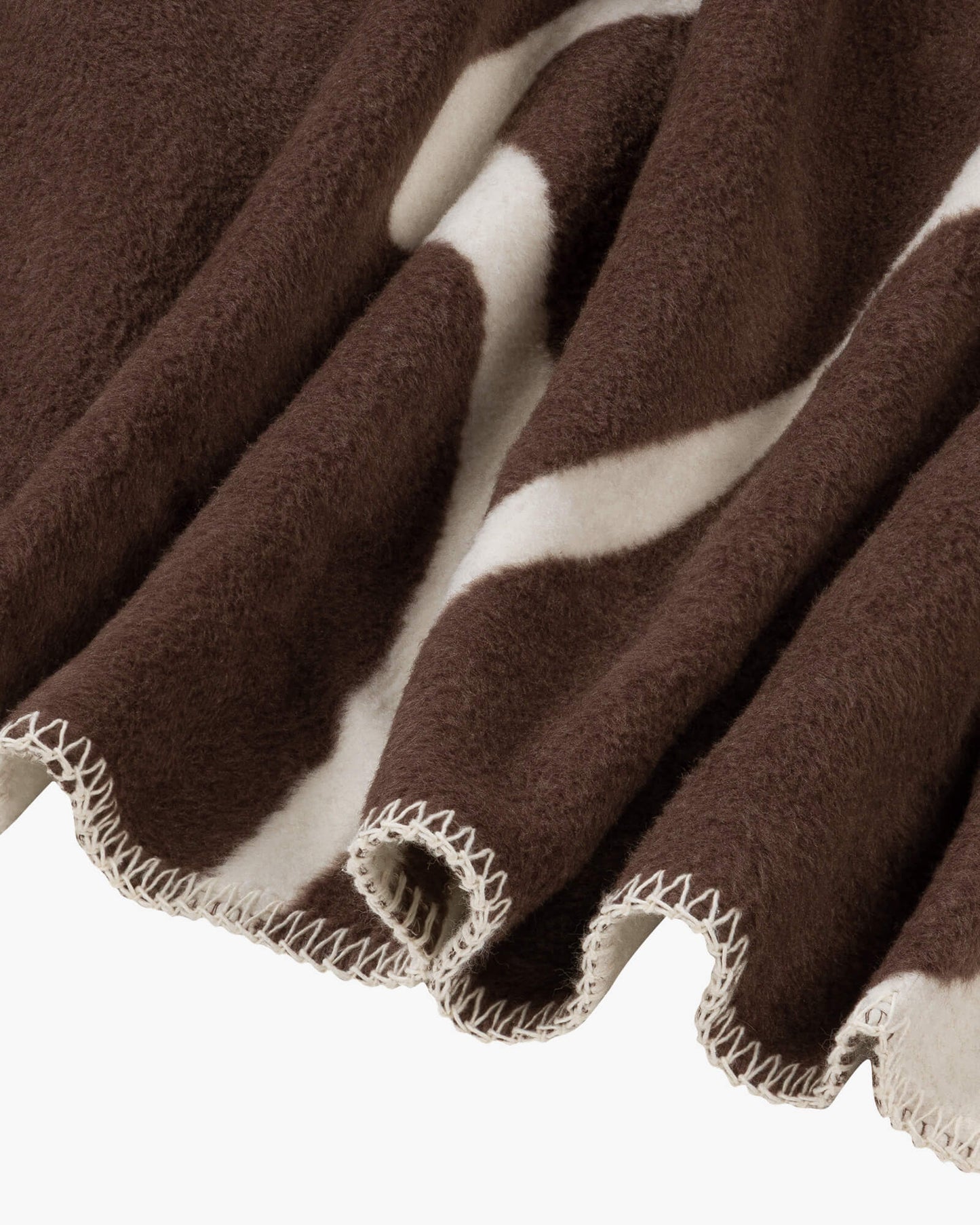 Felu Throw-