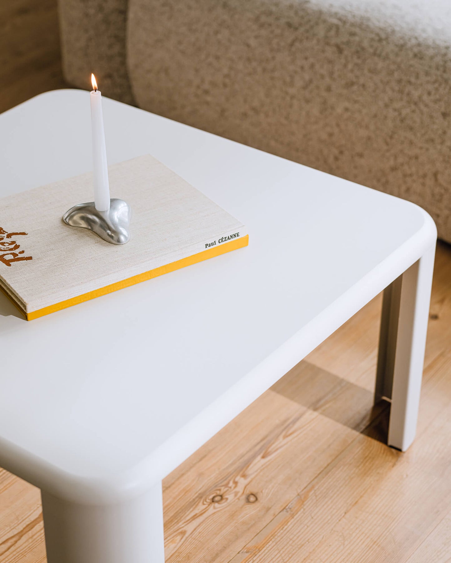 Fli Coffee Table