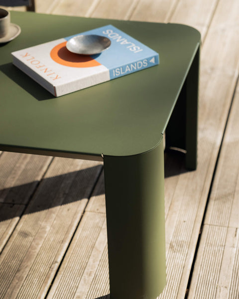 Fli Outdoor Coffee Table-