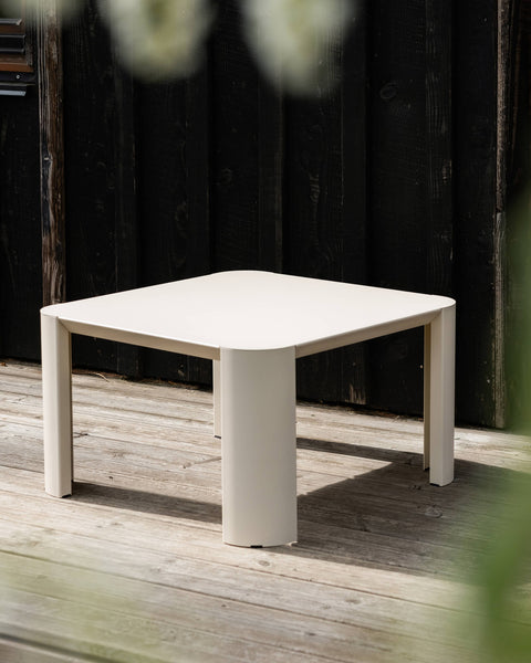 Fli Outdoor Coffee Table-