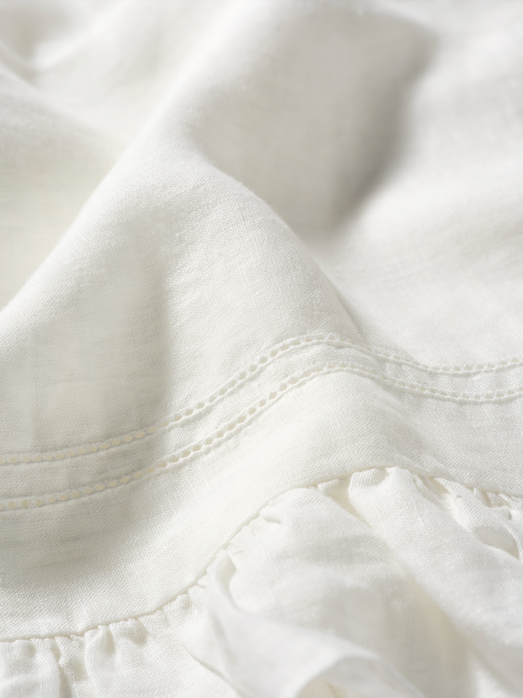 Boudoir Pillow with Frill Edge