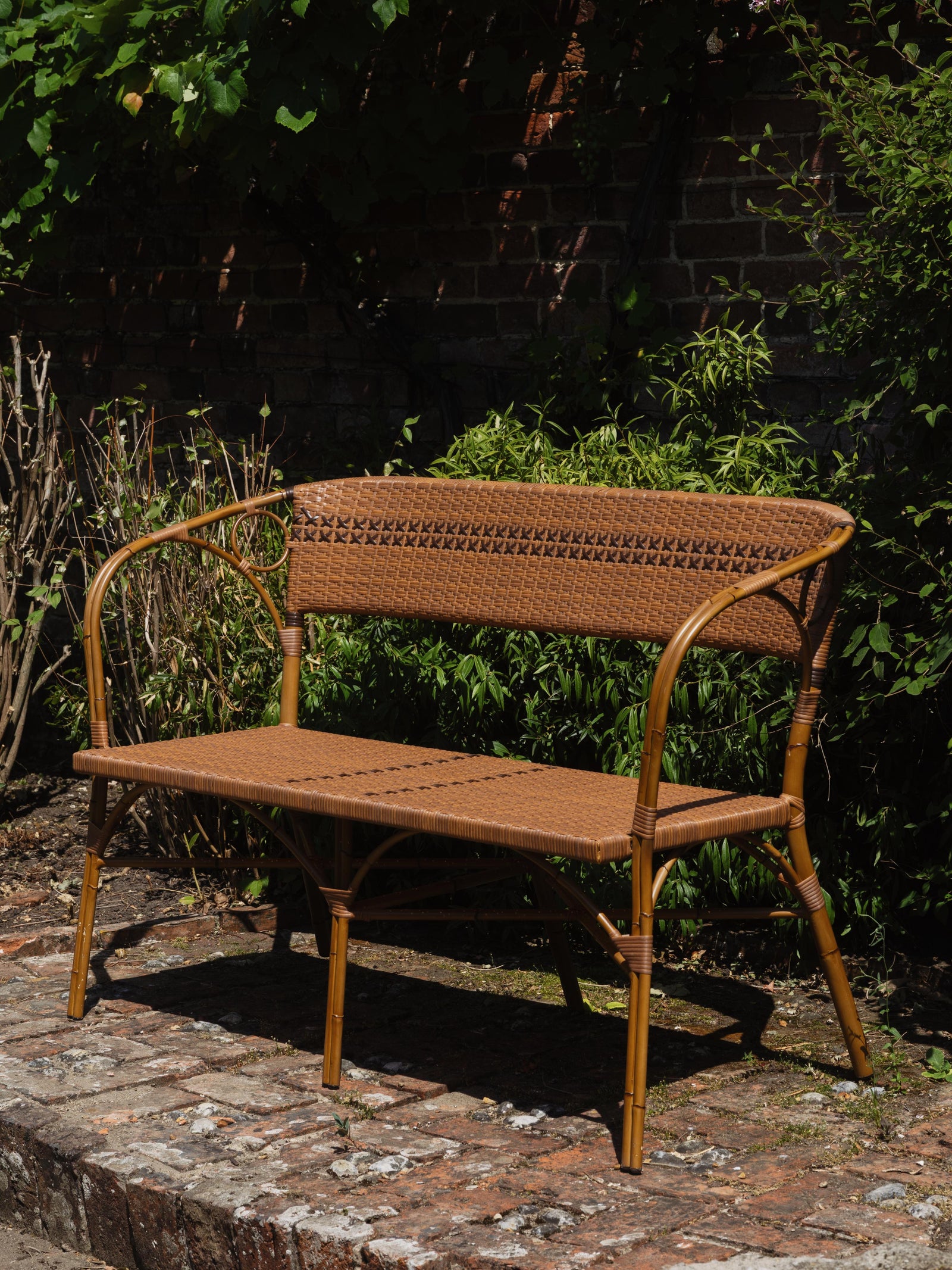 Juliette Loveseat