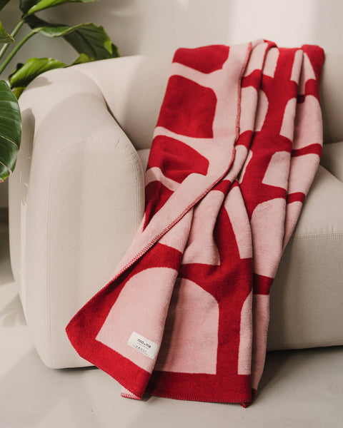 Gilli Throw-