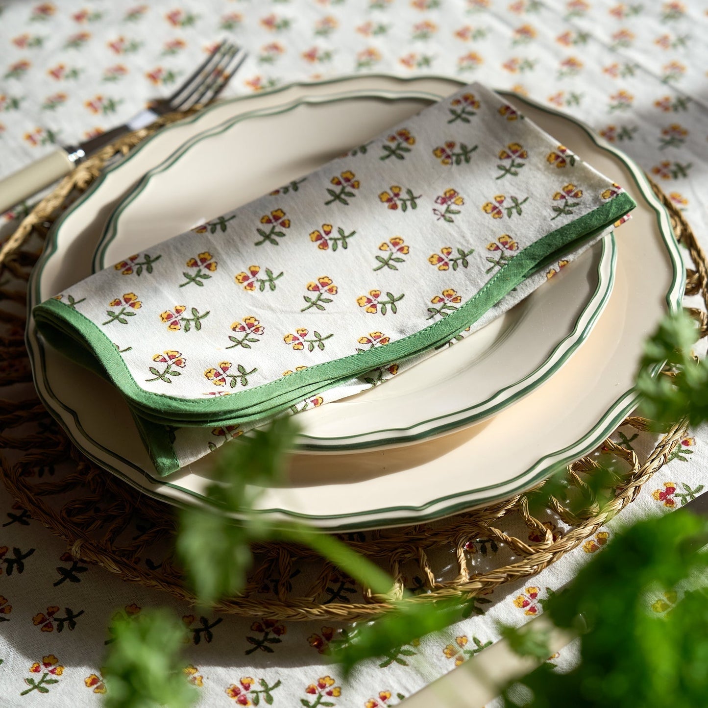 Green Scallop Yellow Ditsy Napkins - Set of 4