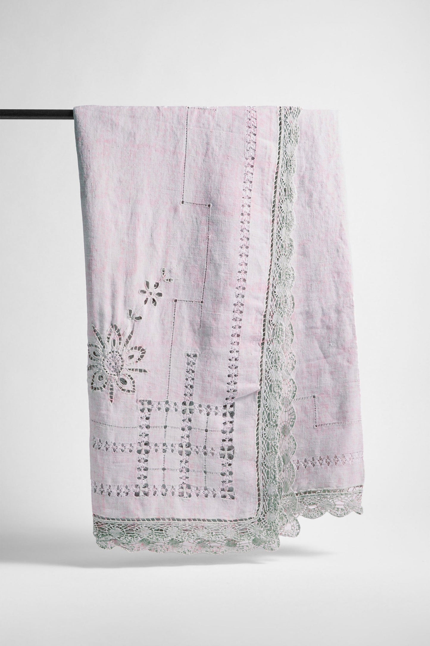 Village Vanguard Tablecloth in Ice Blue Peony Speckle