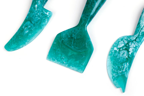 Resin Cheese Knife Set, Green 6 Inches Set of 3 - Casa Amarosa