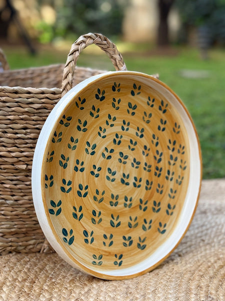 HANDCRAFTED CERAMIC SERVING PLATTER WITH LEAFS
