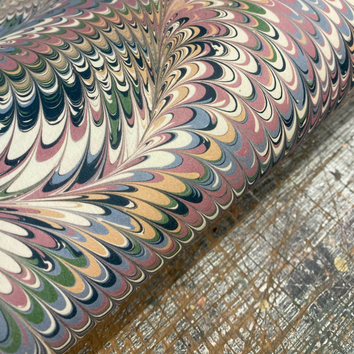 Marbled Wallpaper - 'Whirl' Col: Dalloway - Non-Woven