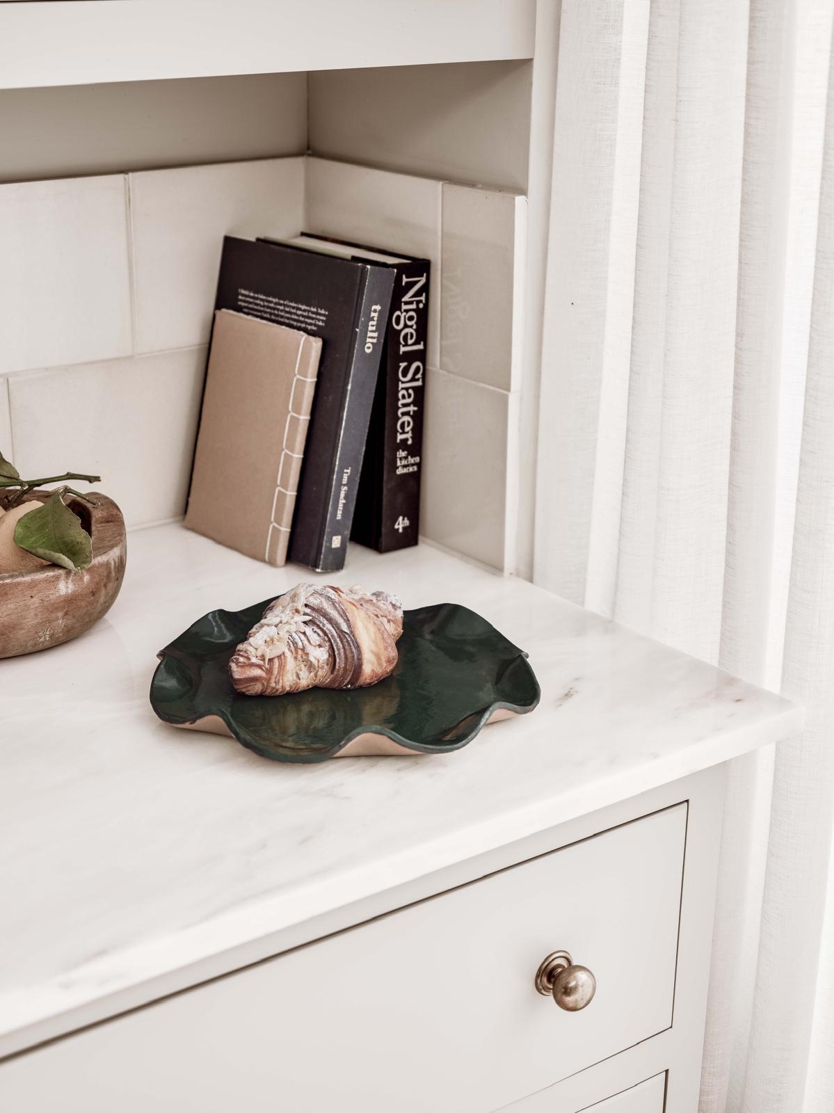 Deep Green Wavy Serving Plate