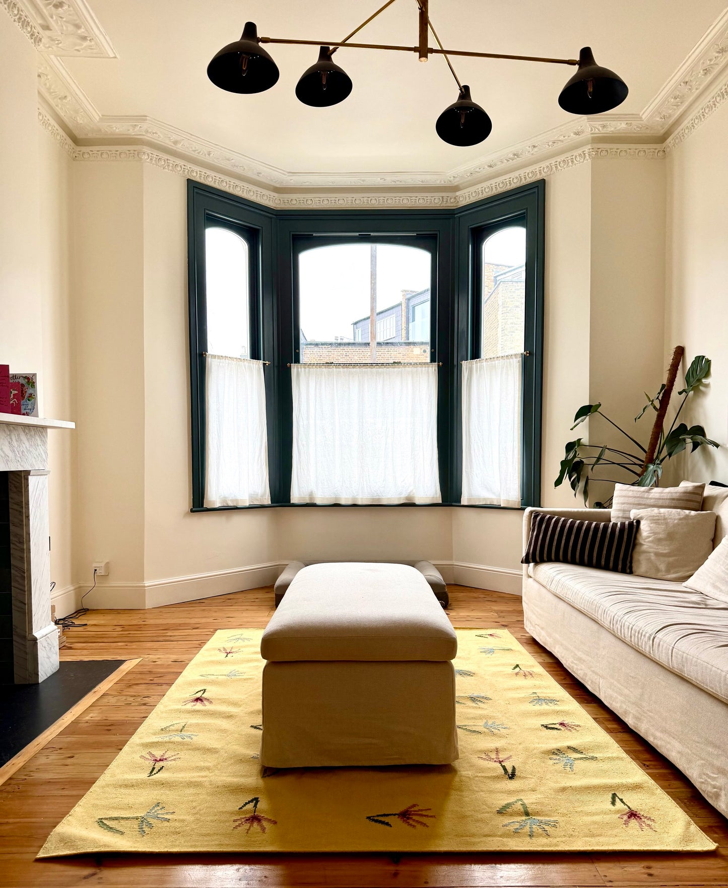 The Wildflowers Rug in Yellow