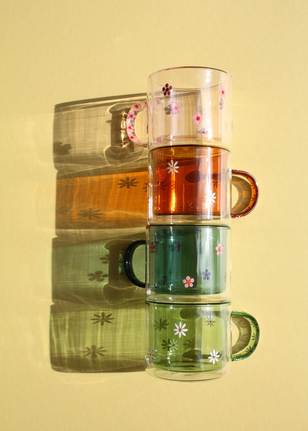 Hand Painted Amber Daisy Mug