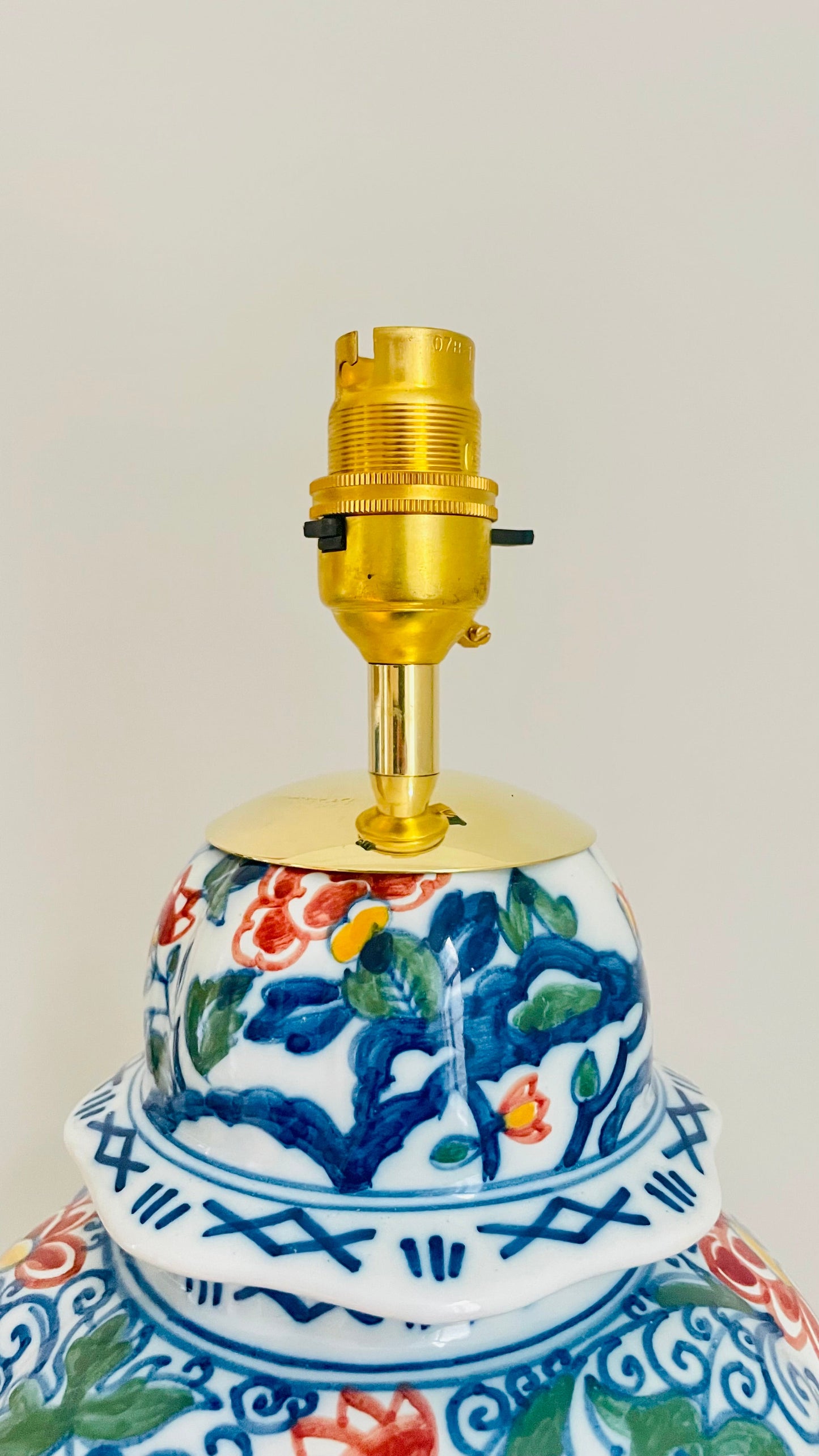 Antique Makkum Jar Lamp