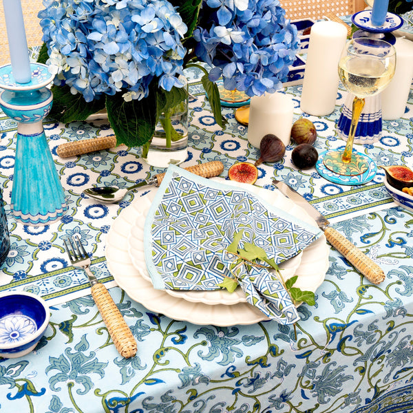 Bela Table Runner