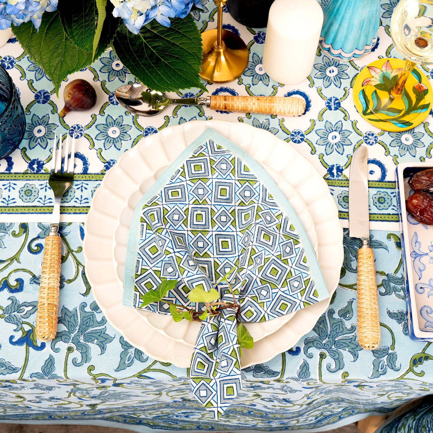 Jheel Table Cloth