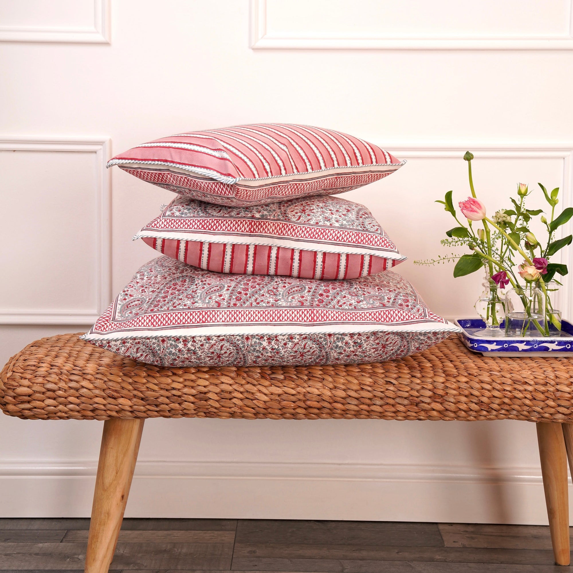 Pink City Cushion Cover (60 x 60 cm)