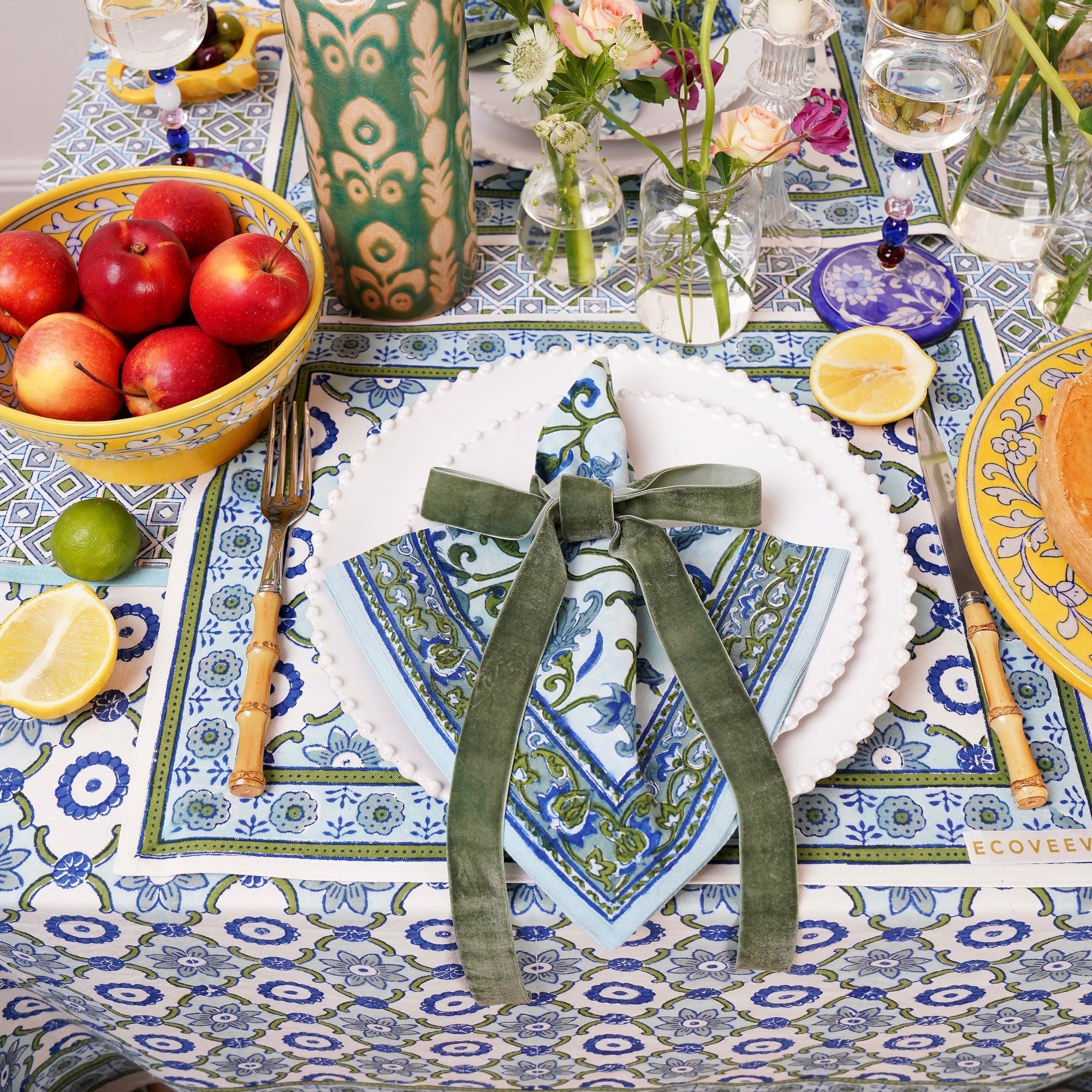 Bela Tablecloth